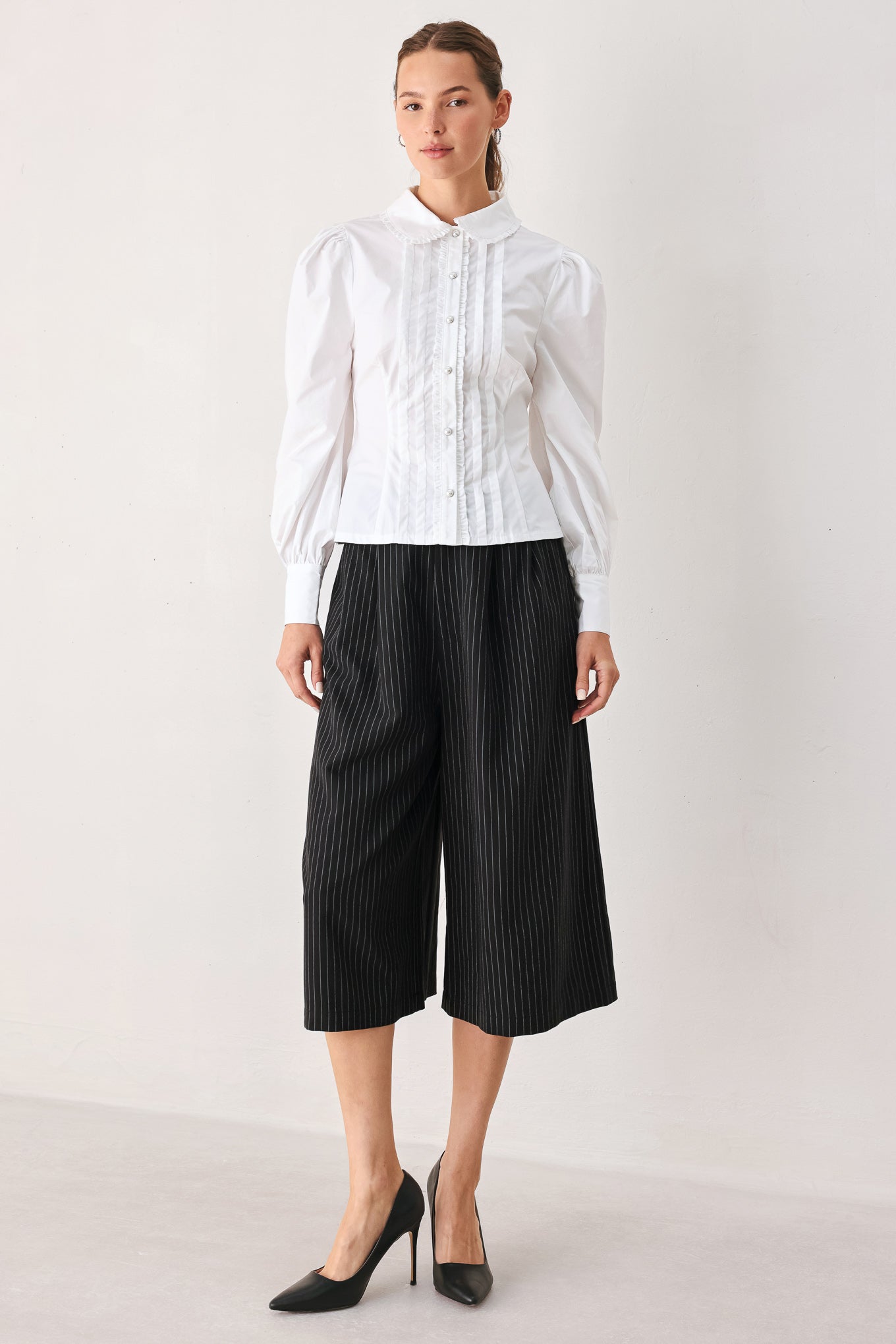 LONG-SLEEVE WOVEN TOP