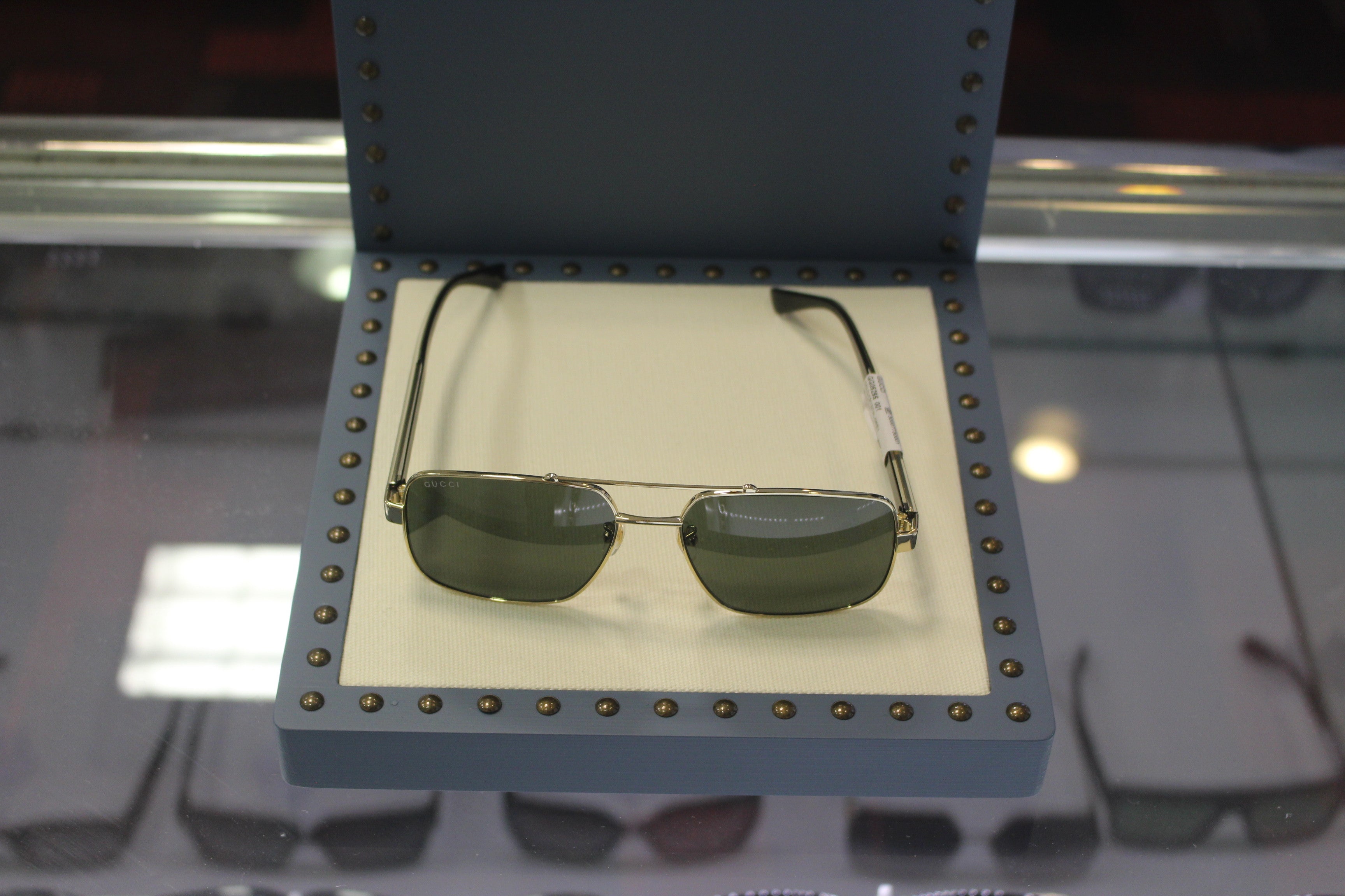 Gucci GG0529S-001 60 Men’s Sunglasses | Gold Metal