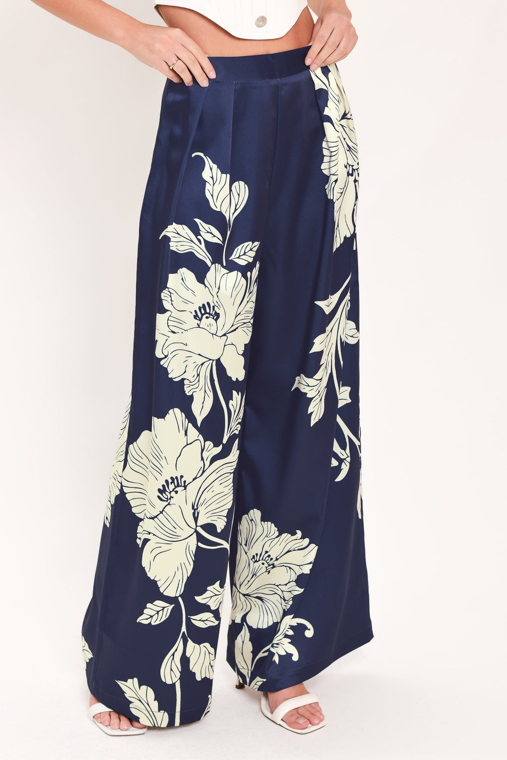 WOVEN WIDE LEG PANTS