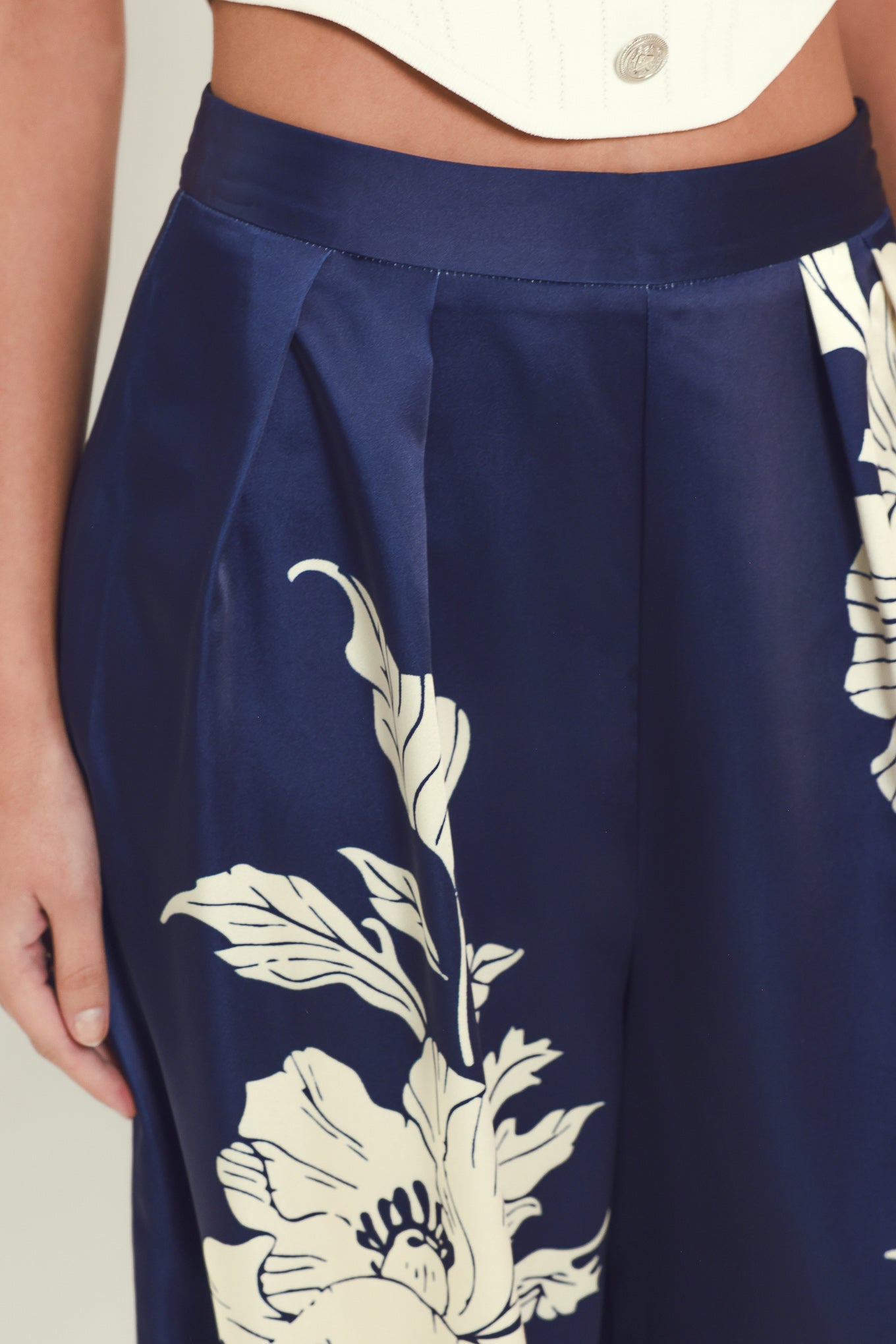 WOVEN WIDE LEG PANTS