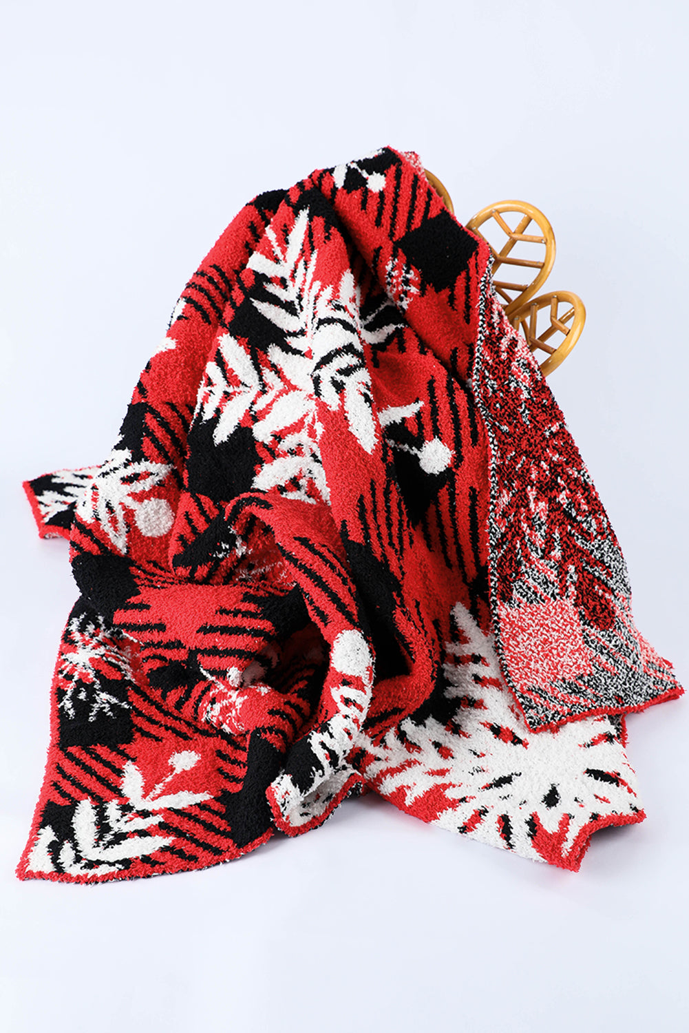 Red Christmas Snowflake Blanket