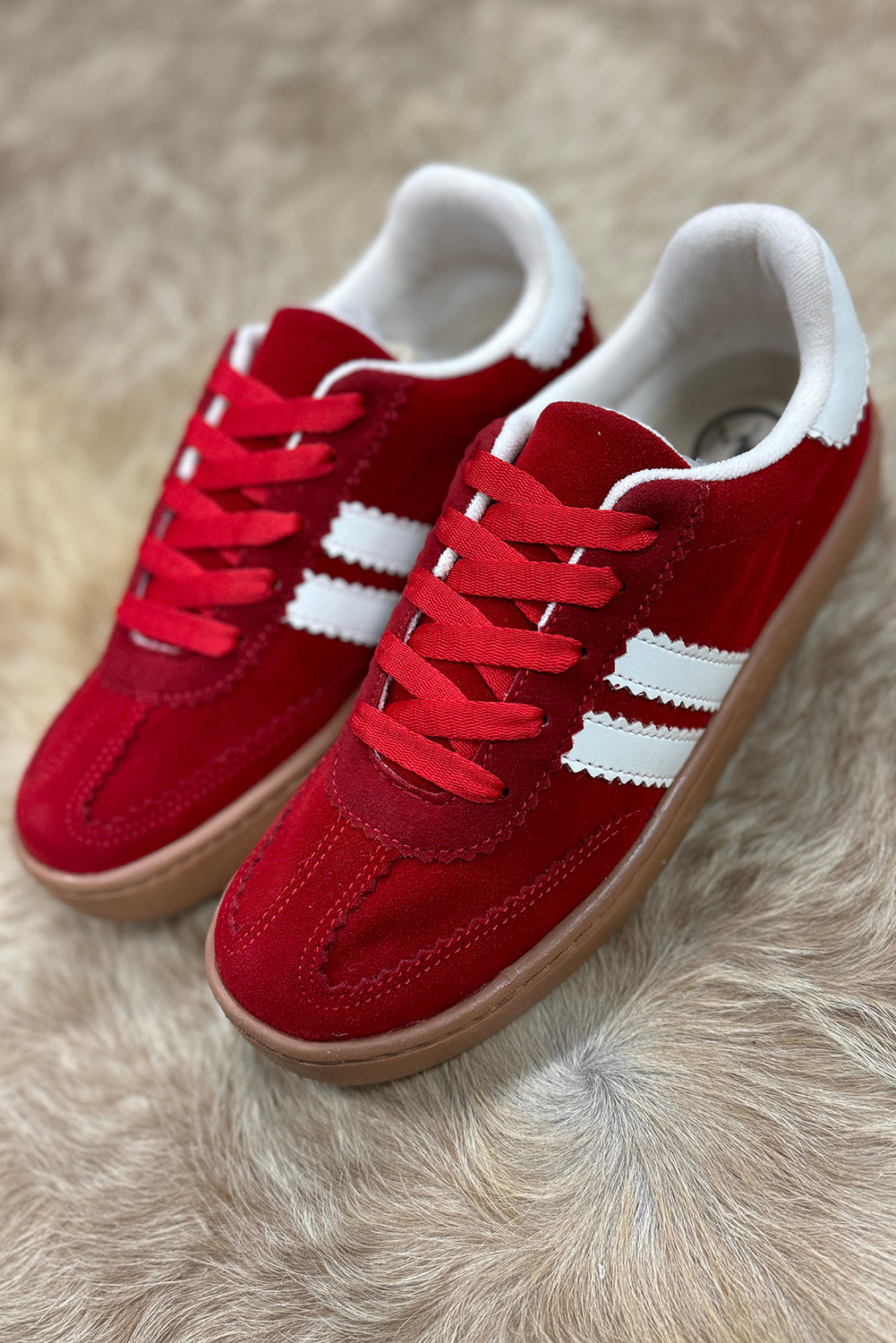 Red Lace-up Flat Shoes