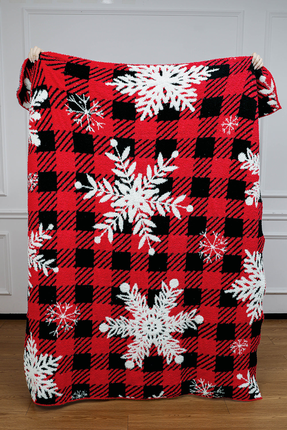 Red Christmas Snowflake Blanket